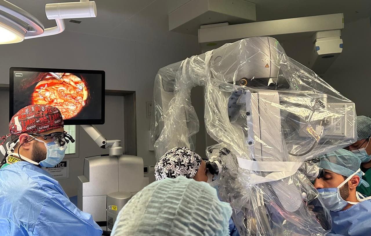 Advanced Oral Cancer Resection with Mandibular Reconstruction Using a Fibula Free Flap